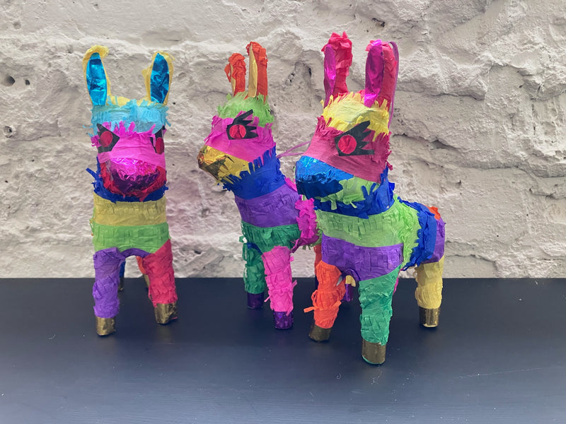 Llama pinata