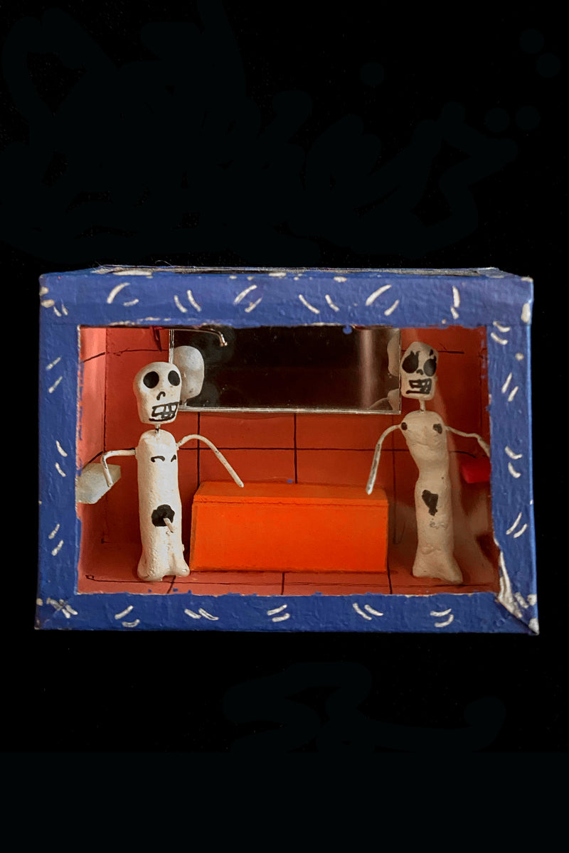 Nichos / Skeleton Shadow Boxes: BATHROOM SHOWER #1 / DUCHA DEL BAÑO